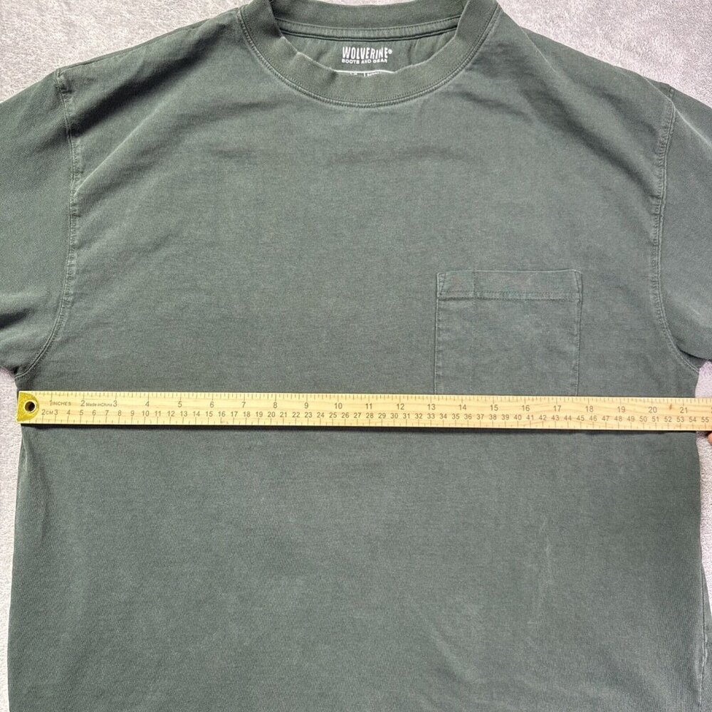Wolverine Boots And Gear T-Shirt Mens Large Solid Green Front Pocket - Picture 4 of 10